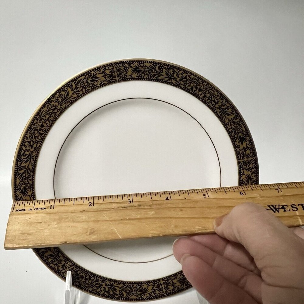Sango Hampton 6.5" Plate Black Gold White